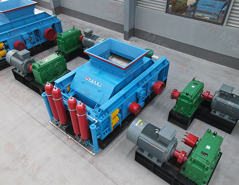 鐵礦石粉碎機車間實拍 